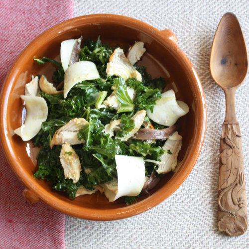 Kale & chicken caesar salad