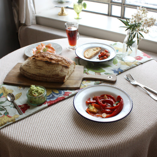 Scrambled eggs with roasted peppers