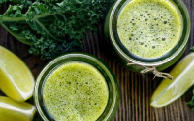 Kale and apple juice