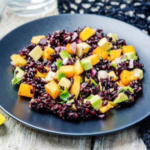 Black rice salad with avocado & mango