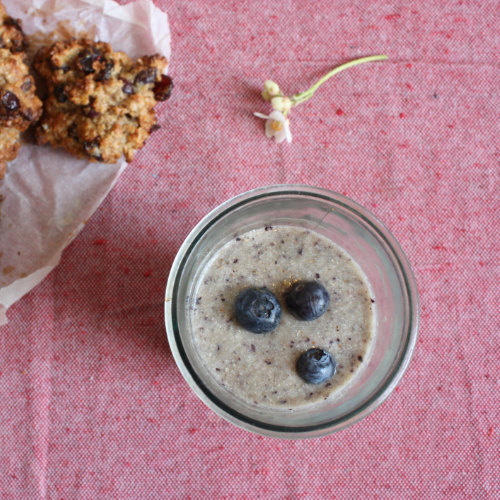 Berry and spinach smoothie