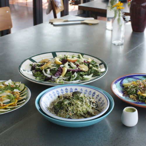 Spinach, bean and hazelnut salad