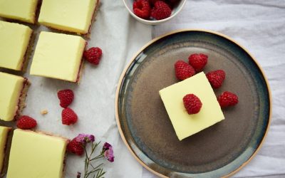 Lemon & raspberry slices – vegan & gluten-free